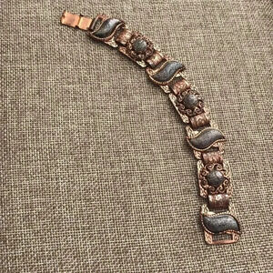 Copper iridescent bracelet 